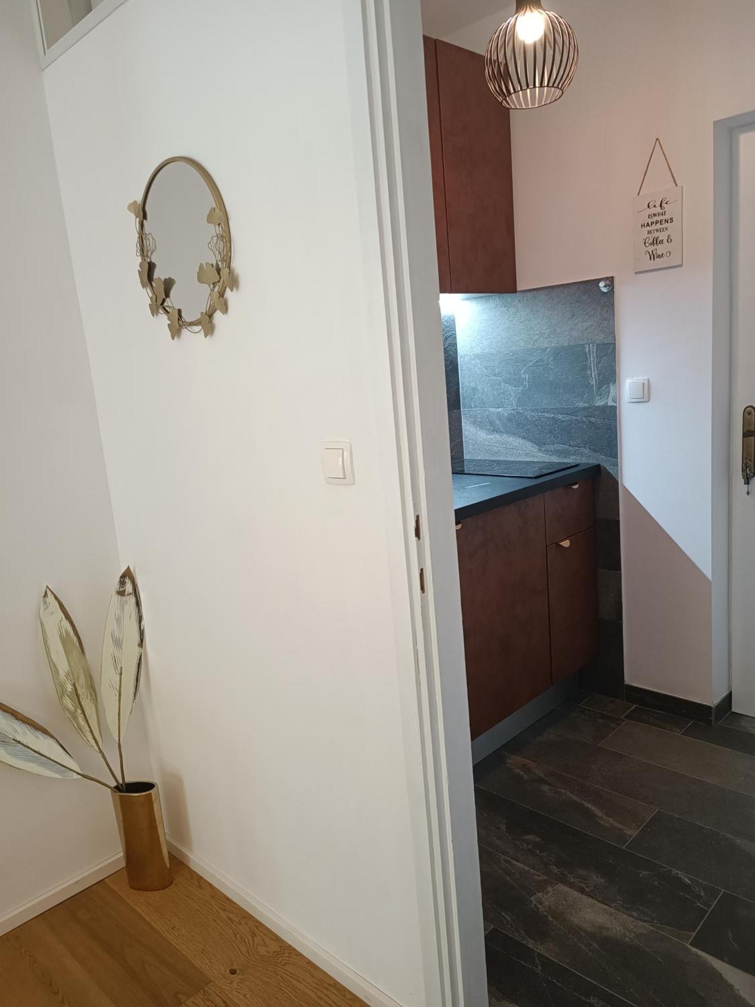 Old Port Apartment Baška Voda Екстериор снимка
